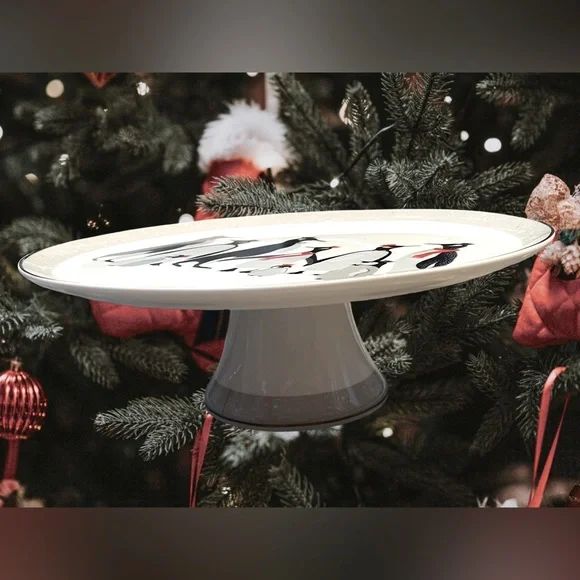 Portmeirion London NWT Sarah Miller 4  Christmas Penguins Plates & 1 Cake Plate - Picture 6 of 11